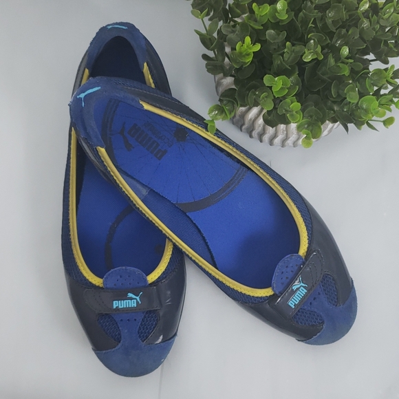 Puma flats